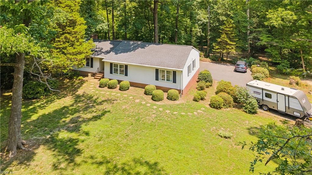 Photo of 7483 Gloucester Village Drive, Gloucester, VA 23061 (MLS # 10641346)