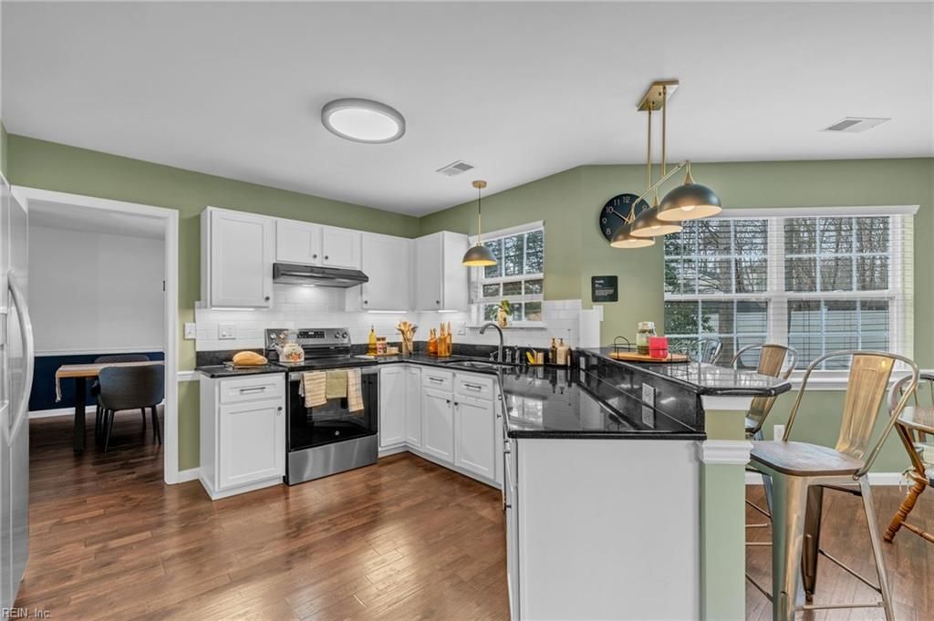 Photo of 821 Shipton Court, Chesapeake, VA 23320 (MLS # 10620958)