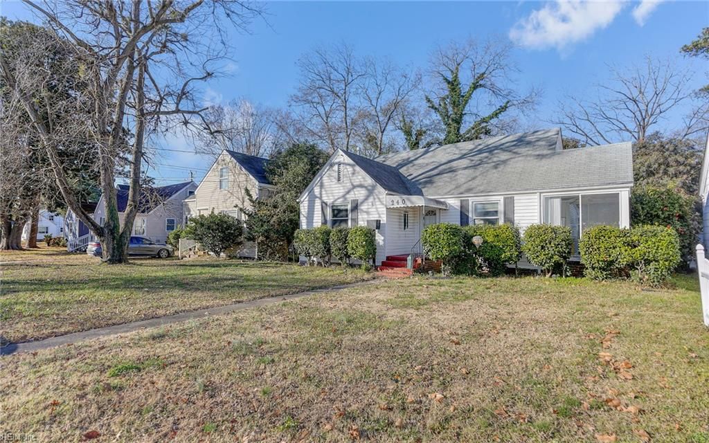 Photo of 240 Sandpiper Drive, Portsmouth, VA 23704 (MLS # 10613290)