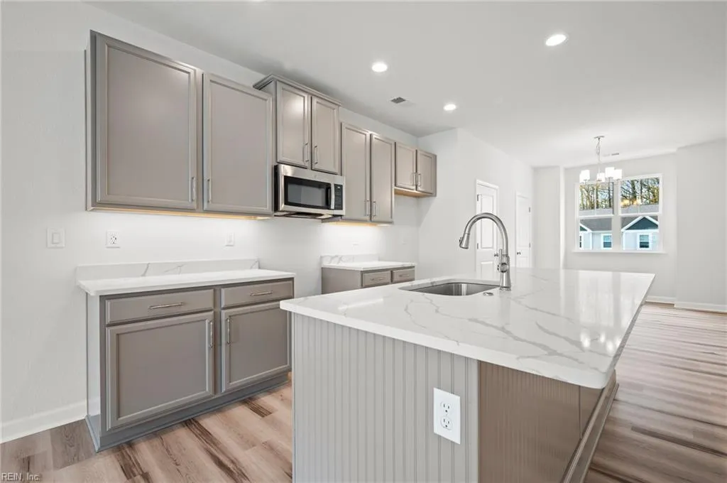 Suffolk, Virginia 23435, United States, 3 Bedrooms Bedrooms, ,3 BathroomsBathrooms,Residential,Pending,125577