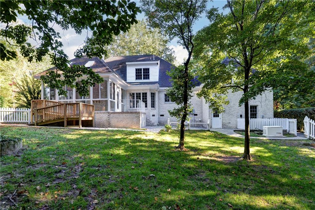 125 Yorkshire DR