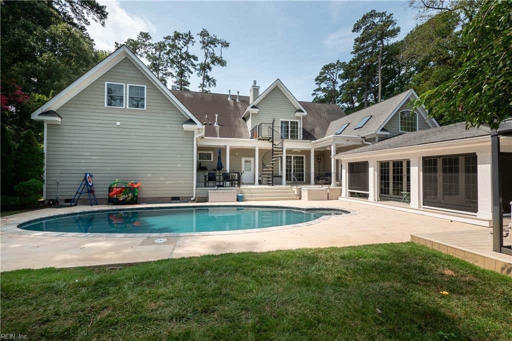 Photo of 121 Pinewood Road, Virginia Beach, VA 23451 (MLS # 10644167)