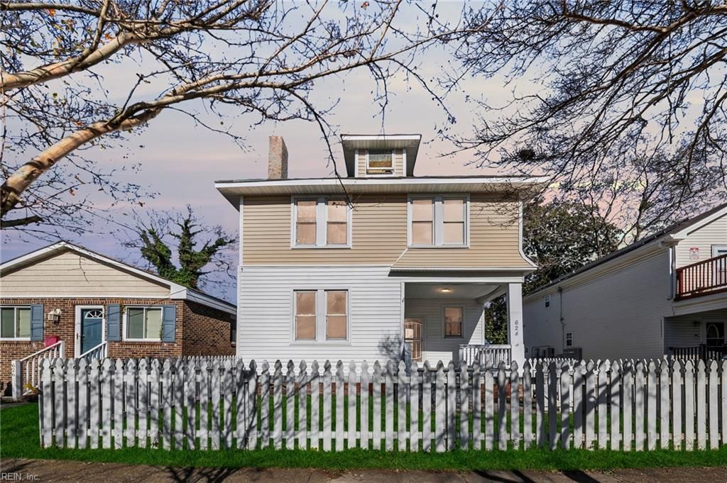 Photo of 624 W 28th Street, Norfolk, VA 23508 (MLS # 10612404)