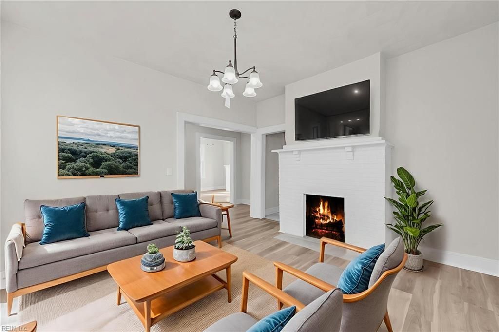 Photo of 624 W 28th Street, Norfolk, VA 23508 (MLS # 10612404)