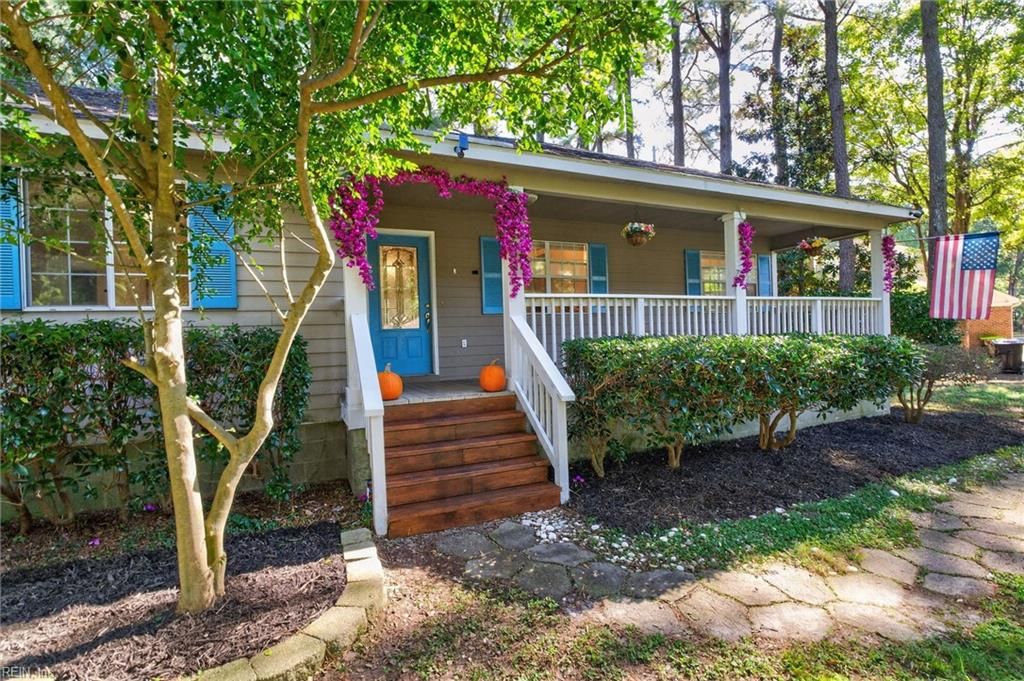 Photo of 12 Saint Catherine Drive, Carrollton, VA 23314 (MLS # 10605040)