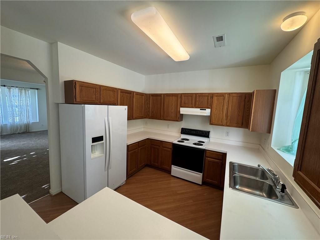 Photo of 223 Southlake Place, Newport News, VA 23602 (MLS # 10606740)