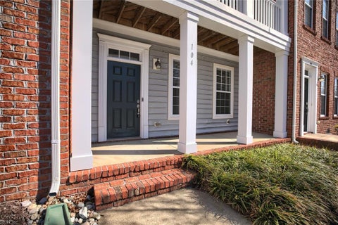 Photo for 104 Aqua CT
