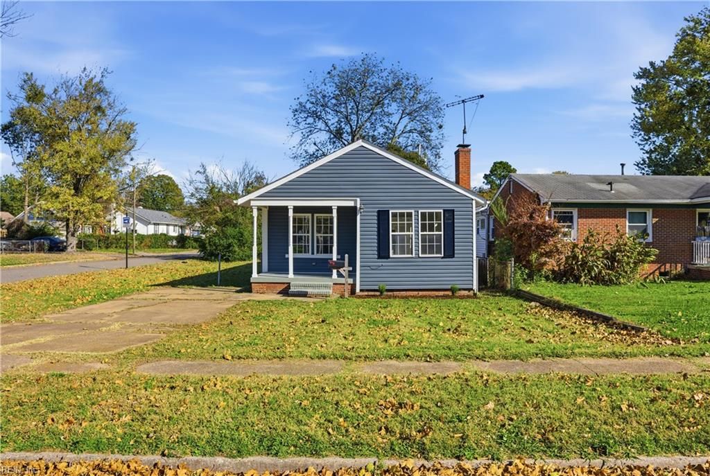 Photo of 146 Pear Avenue, Hampton, VA 23661 (MLS # 10616606)