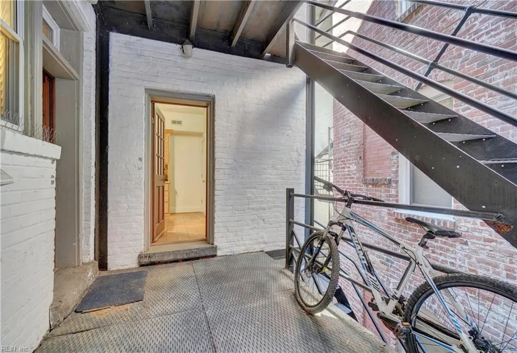 Norfolk, Virginia 23517, United States, 1 Bedroom Bedrooms, ,1 BathroomBathrooms,Residential,Active,197980