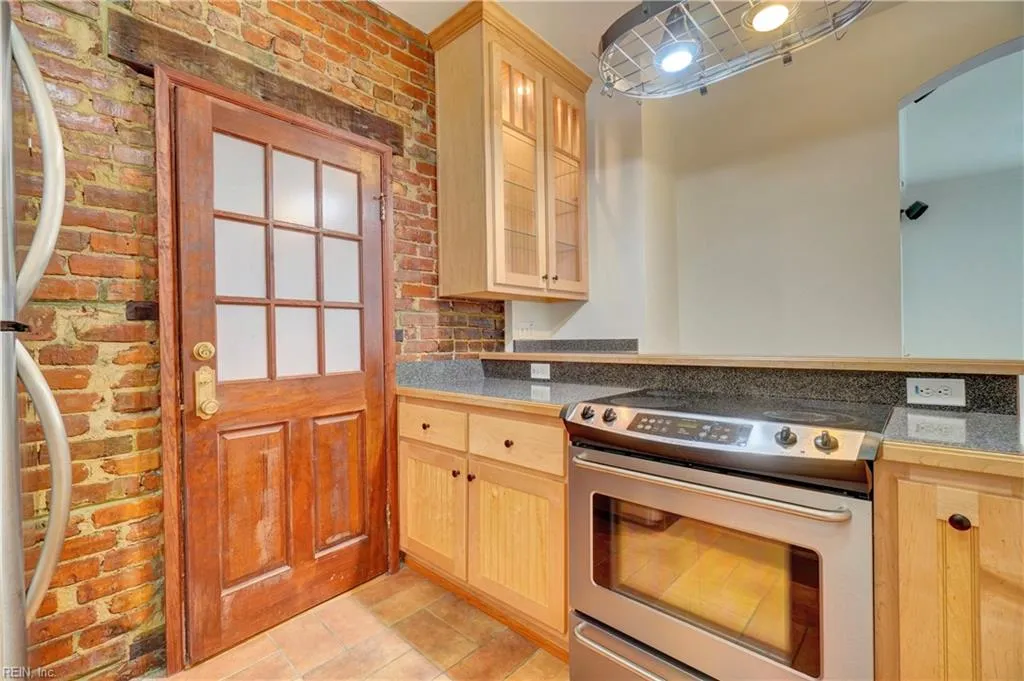 Norfolk, Virginia 23517, United States, 1 Bedroom Bedrooms, ,1 BathroomBathrooms,Residential,Active,197980