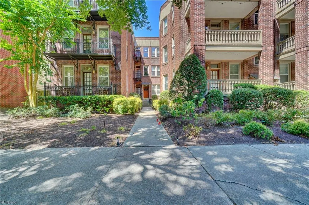 Norfolk, Virginia 23517, United States, 1 Bedroom Bedrooms, ,1 BathroomBathrooms,Residential,Active,197980