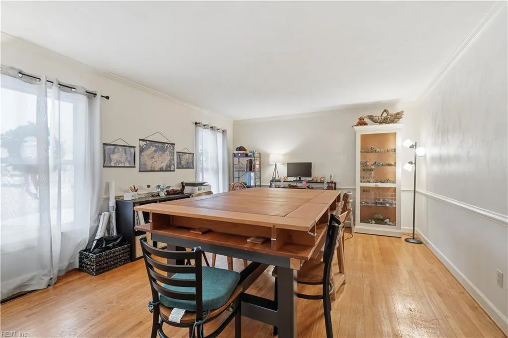 Virginia Beach, Virginia 23464, United States, 4 Bedrooms Bedrooms, ,2 BathroomsBathrooms,Residential,Active,256912