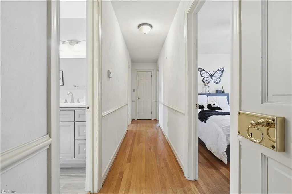 Virginia Beach, Virginia 23464, United States, 4 Bedrooms Bedrooms, ,2 BathroomsBathrooms,Residential,Active,256912