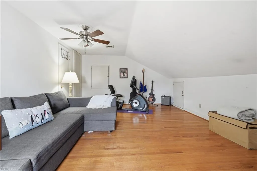 Virginia Beach, Virginia 23464, United States, 4 Bedrooms Bedrooms, ,2 BathroomsBathrooms,Residential,Active,256912