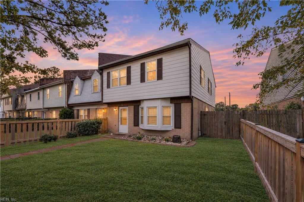 Photo of 6413 Stoney Point S, Norfolk, VA 23502 (MLS # 10659259)