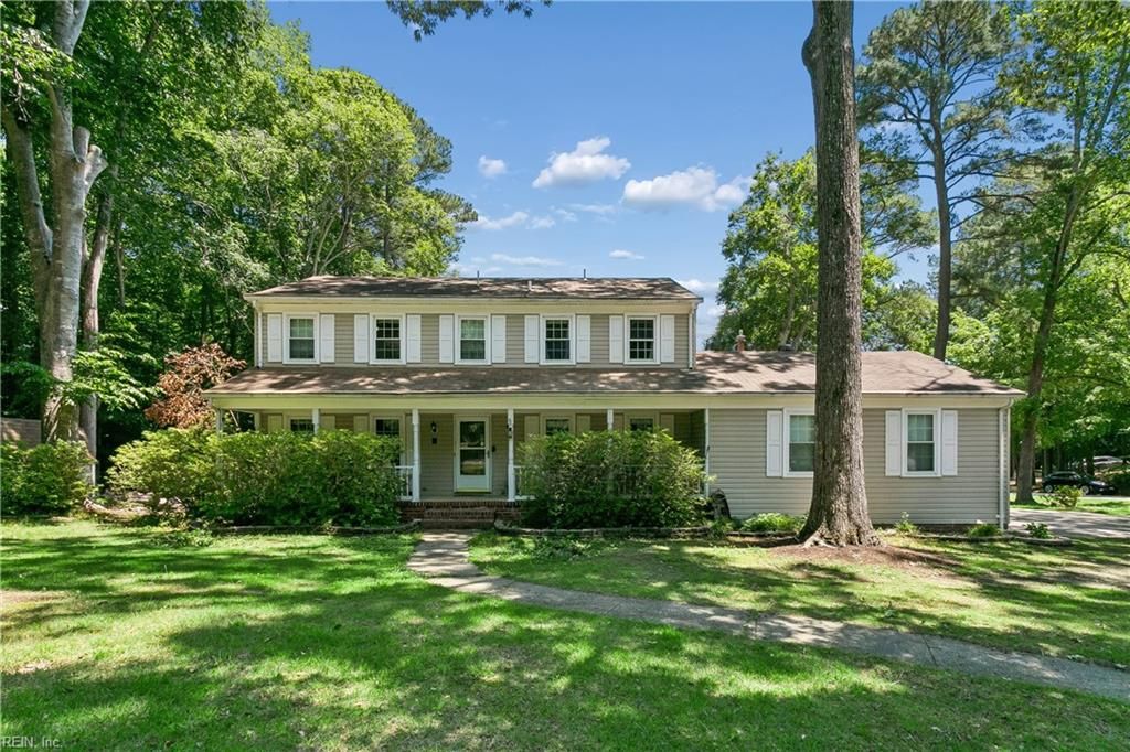 Photo of 101 St George's Boulevard, Williamsburg, VA 23185 (MLS # 10637341)
