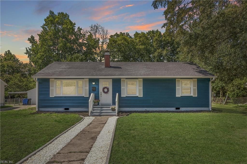 Photo of 202 Woodhaven Road, Newport News, VA 23608 (MLS # 10642408)