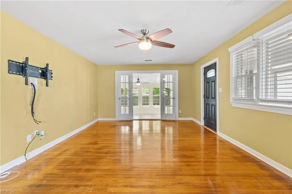 Chesapeake, Virginia 23323, United States, 3 Bedrooms Bedrooms, ,2 BathroomsBathrooms,Residential,Active,158043