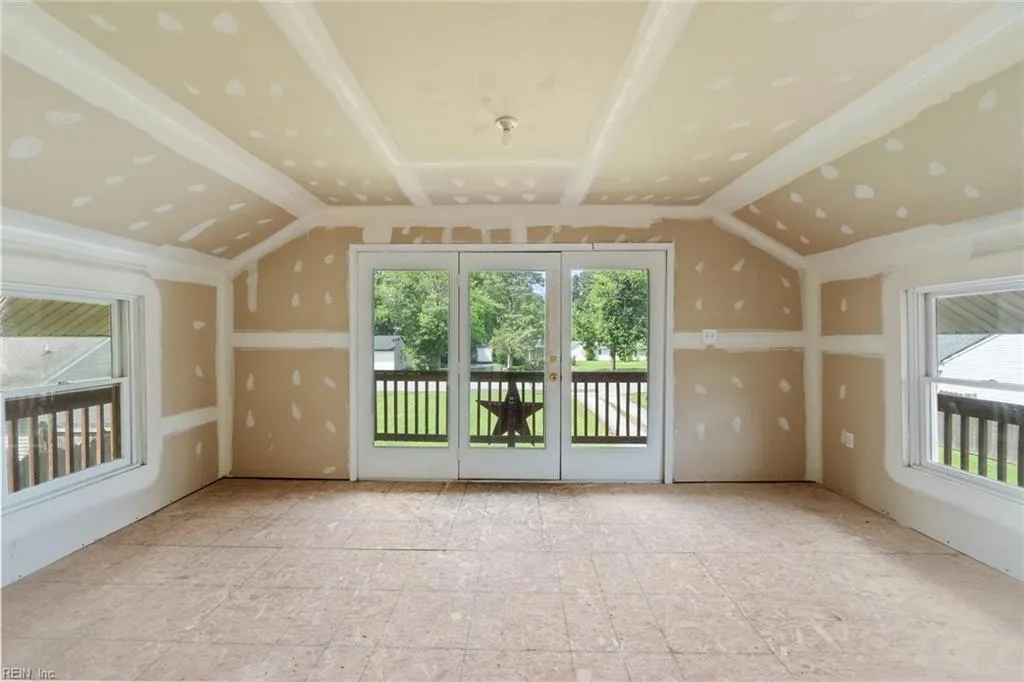 Chesapeake, Virginia 23323, United States, 3 Bedrooms Bedrooms, ,2 BathroomsBathrooms,Residential,Active,158043