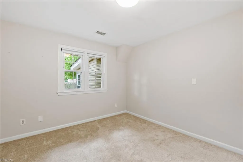 Chesapeake, Virginia 23323, United States, 3 Bedrooms Bedrooms, ,2 BathroomsBathrooms,Residential,Active,158043