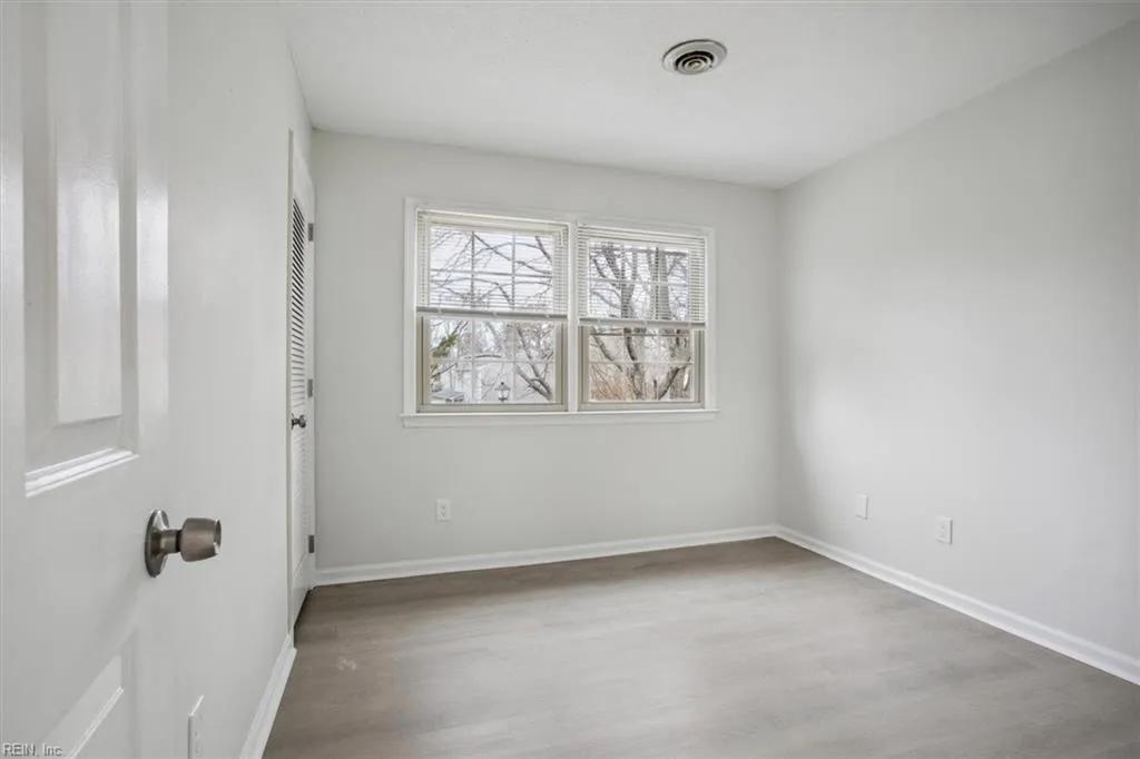 Hampton, Virginia 23669, United States, 5 Bedrooms Bedrooms, ,3 BathroomsBathrooms,Residential,Active,78175