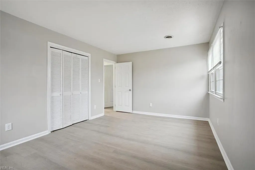 Hampton, Virginia 23669, United States, 5 Bedrooms Bedrooms, ,3 BathroomsBathrooms,Residential,Active,78175