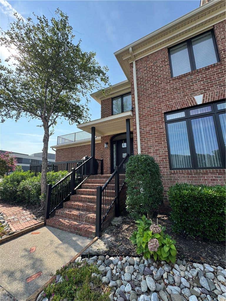 Photo of 744 Yarmouth Street, Norfolk, VA 23510 (MLS # 10649357)