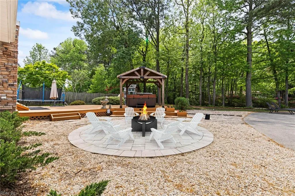 Virginia Beach, Virginia 23454, United States, 4 Bedrooms Bedrooms, ,3 BathroomsBathrooms,Residential,Active,115279