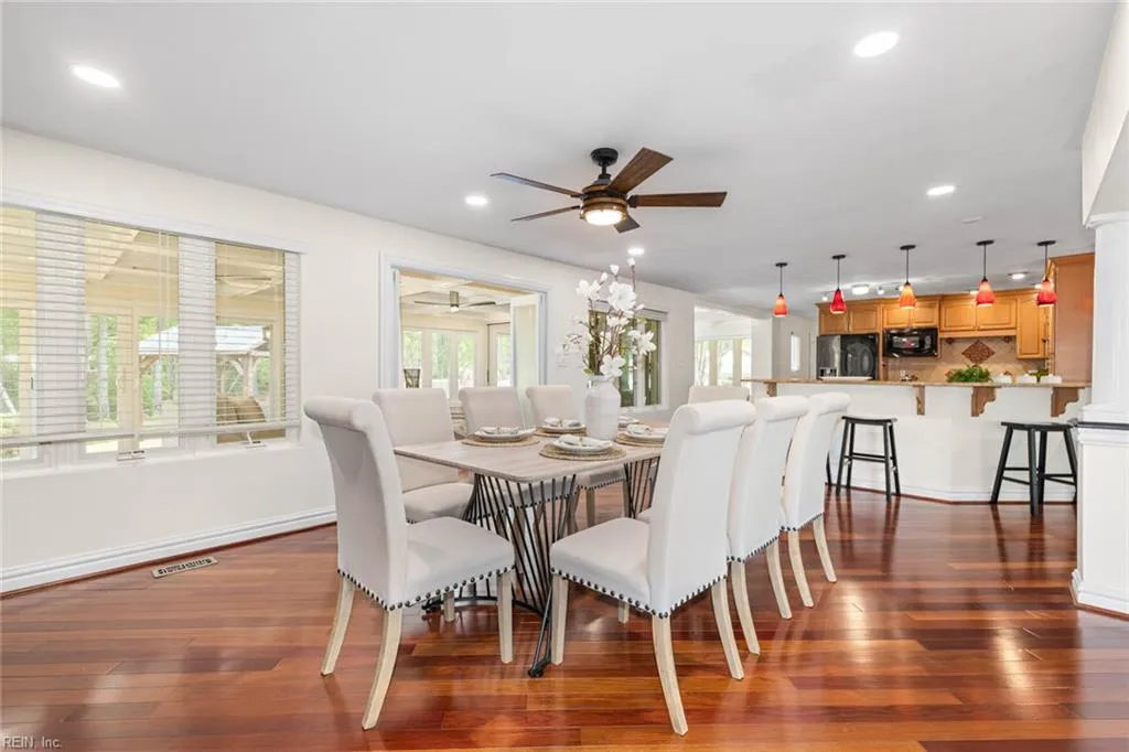 Virginia Beach, Virginia 23454, United States, 4 Bedrooms Bedrooms, ,3 BathroomsBathrooms,Residential,Active,115279