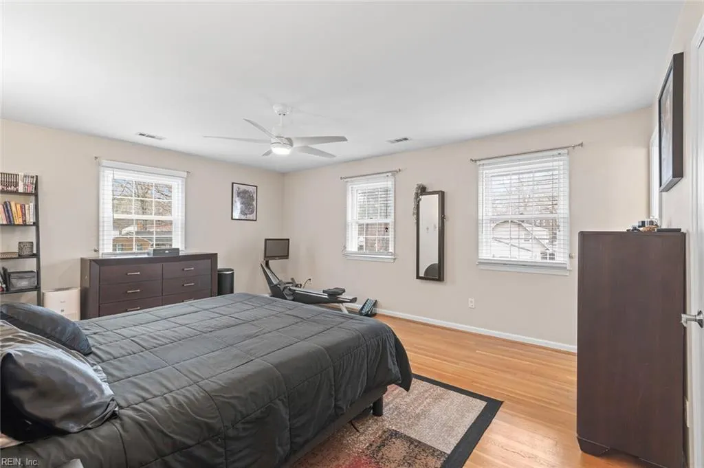 Newport News, Virginia 23602, United States, 4 Bedrooms Bedrooms, ,3 BathroomsBathrooms,Residential,Active,91509