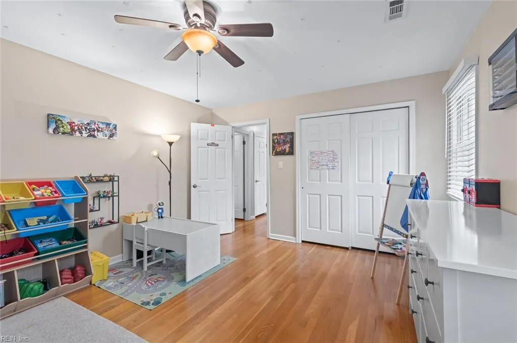 Newport News, Virginia 23602, United States, 4 Bedrooms Bedrooms, ,3 BathroomsBathrooms,Residential,Active,91509