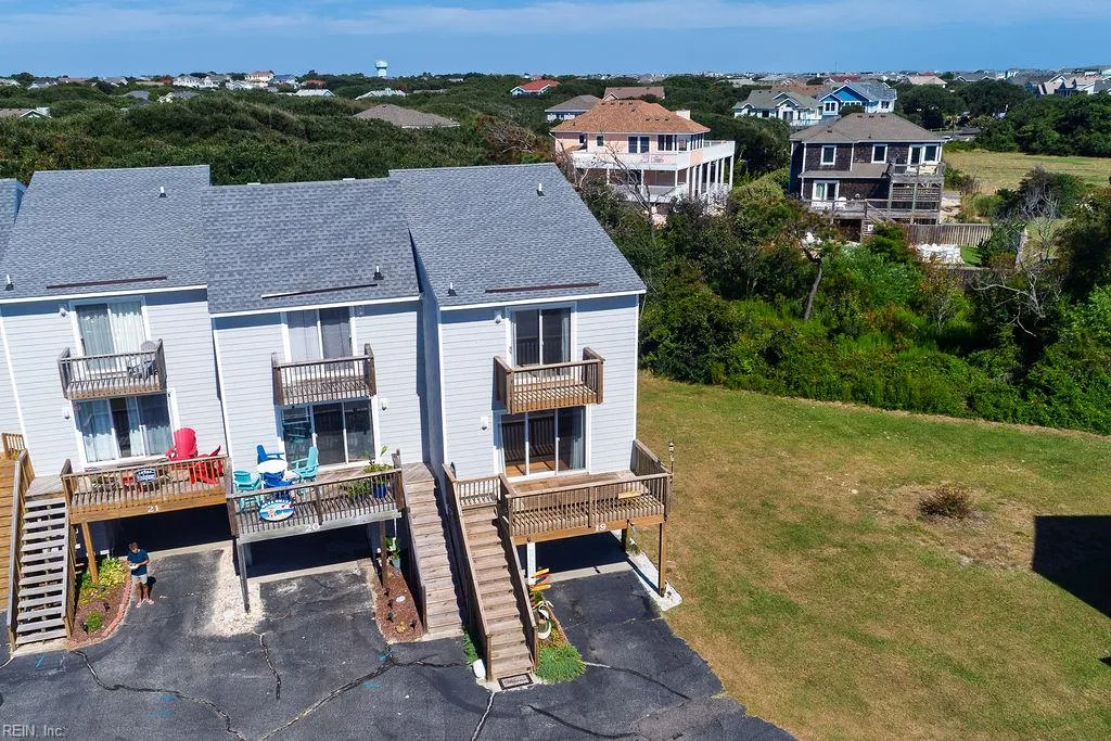 Kitty Hawk, North Carolina 27949, United States, 2 Bedrooms Bedrooms, ,3 BathroomsBathrooms,Residential,Active,204512