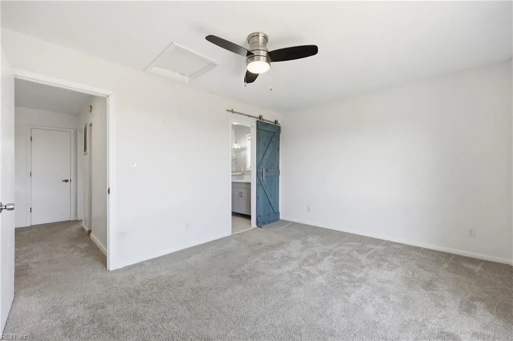 Kitty Hawk, North Carolina 27949, United States, 2 Bedrooms Bedrooms, ,3 BathroomsBathrooms,Residential,Active,204512