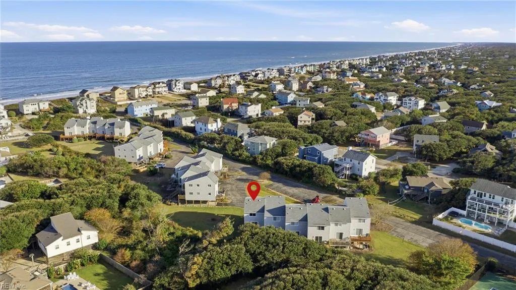 Kitty Hawk, North Carolina 27949, United States, 2 Bedrooms Bedrooms, ,3 BathroomsBathrooms,Residential,Active,204512