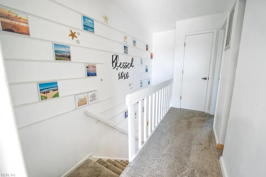 Kitty Hawk, North Carolina 27949, United States, 2 Bedrooms Bedrooms, ,3 BathroomsBathrooms,Residential,Active,204512