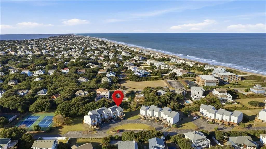 Kitty Hawk, North Carolina 27949, United States, 2 Bedrooms Bedrooms, ,3 BathroomsBathrooms,Residential,Active,204512