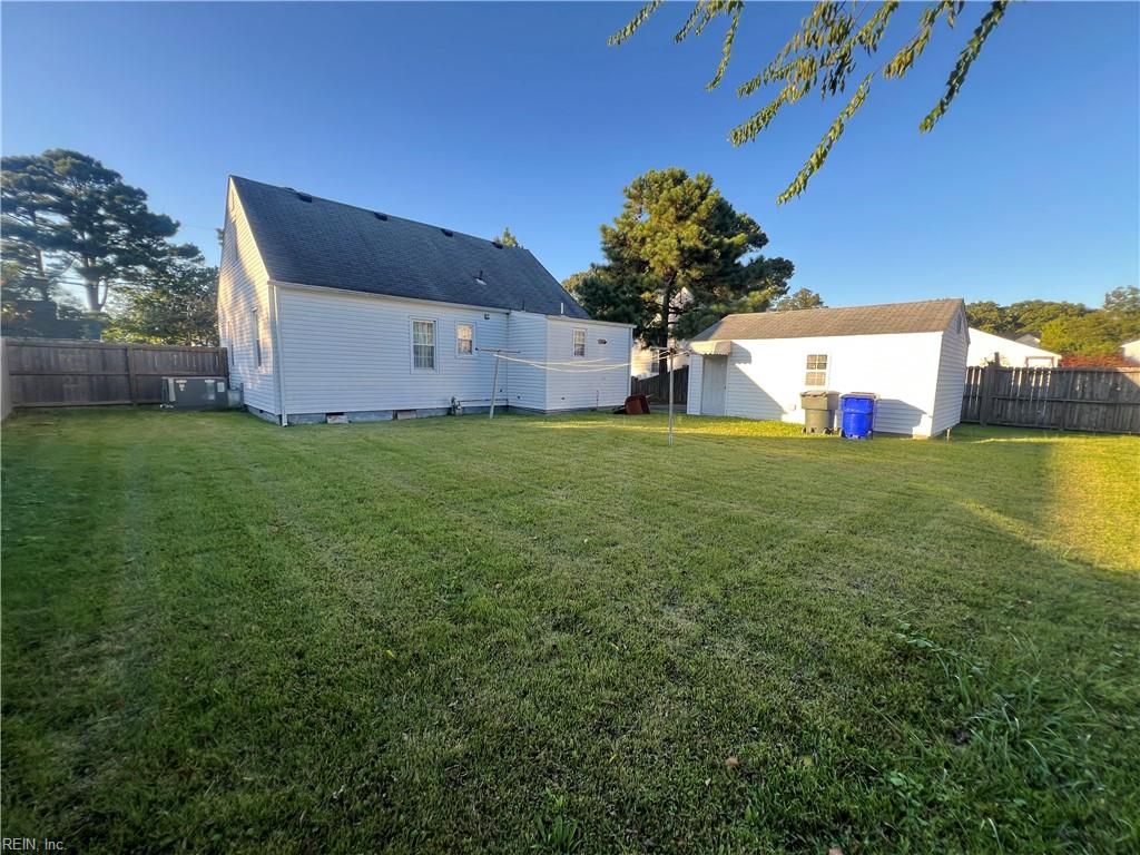 Photo of 423 Fresh Meadow Road, Norfolk, VA 23503 (MLS # 10604838)