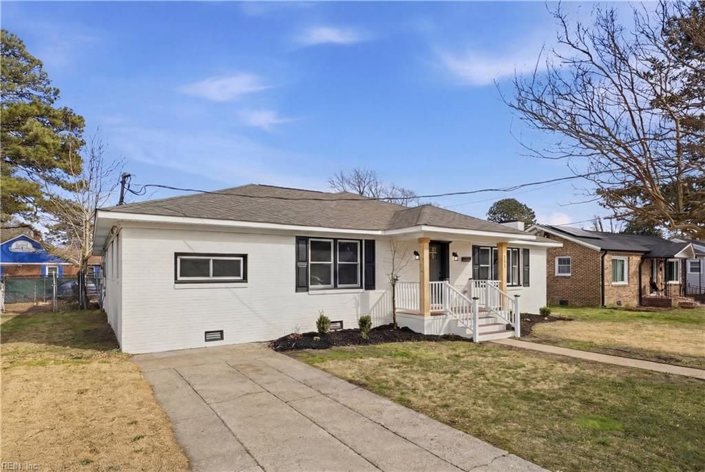 Photo of 203 Woodstock Street, Portsmouth, VA 23701 (MLS # 10624094)