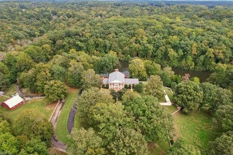 262 Thompson LN Williamsburg VA 23188