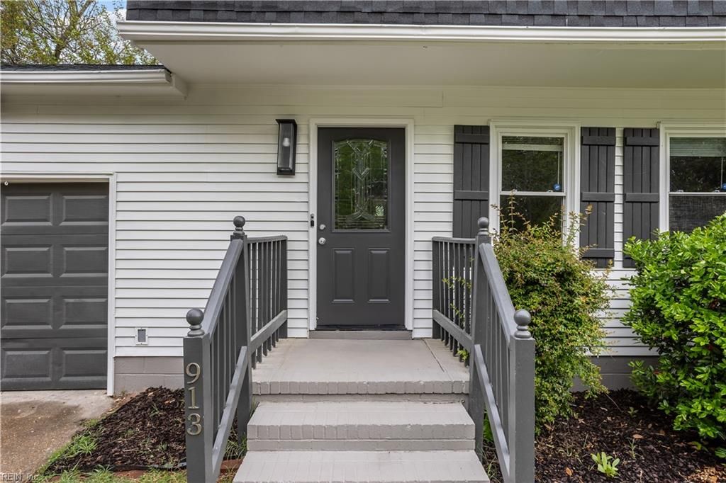 Photo of 913 Laredo Court, Hampton, VA 23669 (MLS # 10632922)