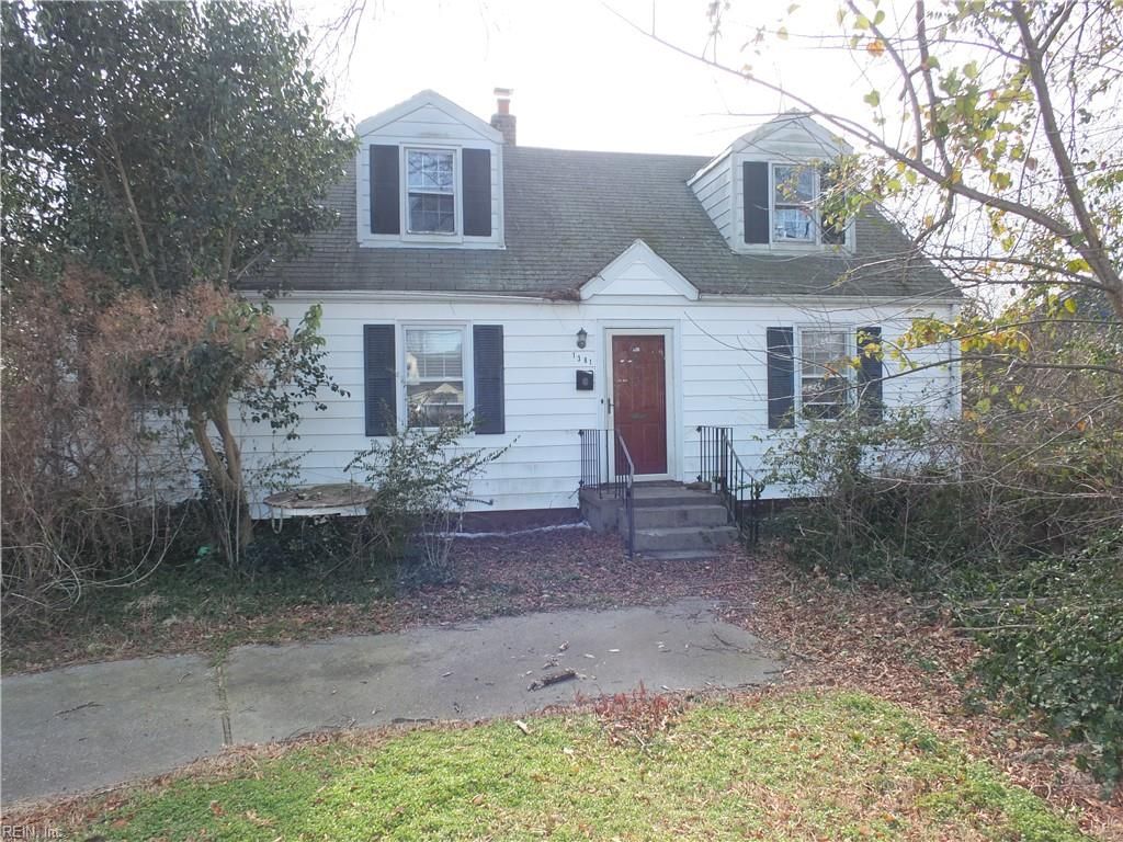 Photo of 1381 Fishermans Road, Norfolk, VA 23503 (MLS # 10618125)
