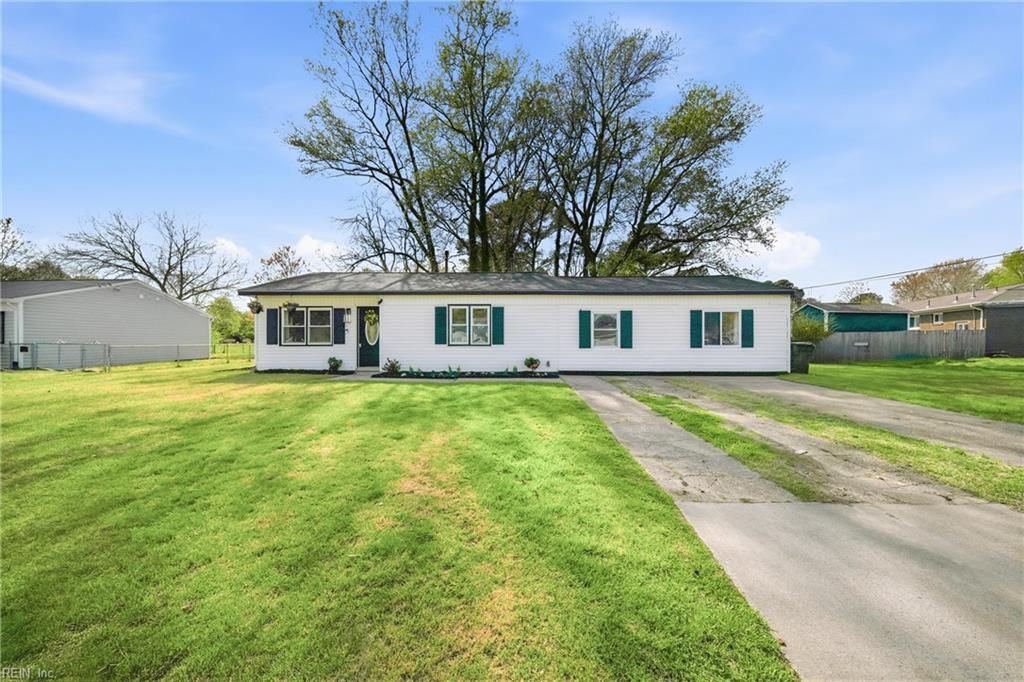 Photo of 777 Holladay Lane, Virginia Beach, VA 23455 (MLS # 10627527)