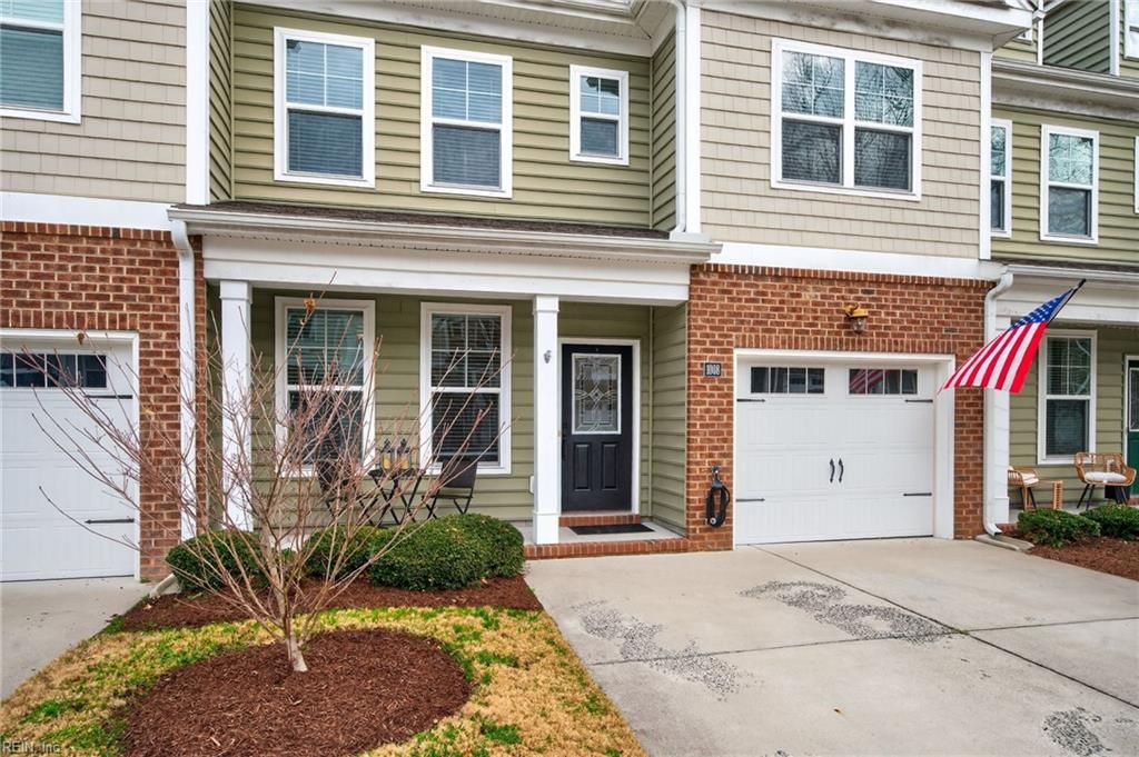 Photo of 1008 Parish Turn Court #34, Virginia Beach, VA 23455 (MLS # 10617508)