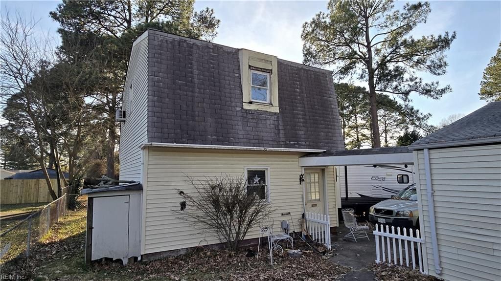 Photo of 1203 Baskerville Lane, Portsmouth, VA 23701 (MLS # 10613639)