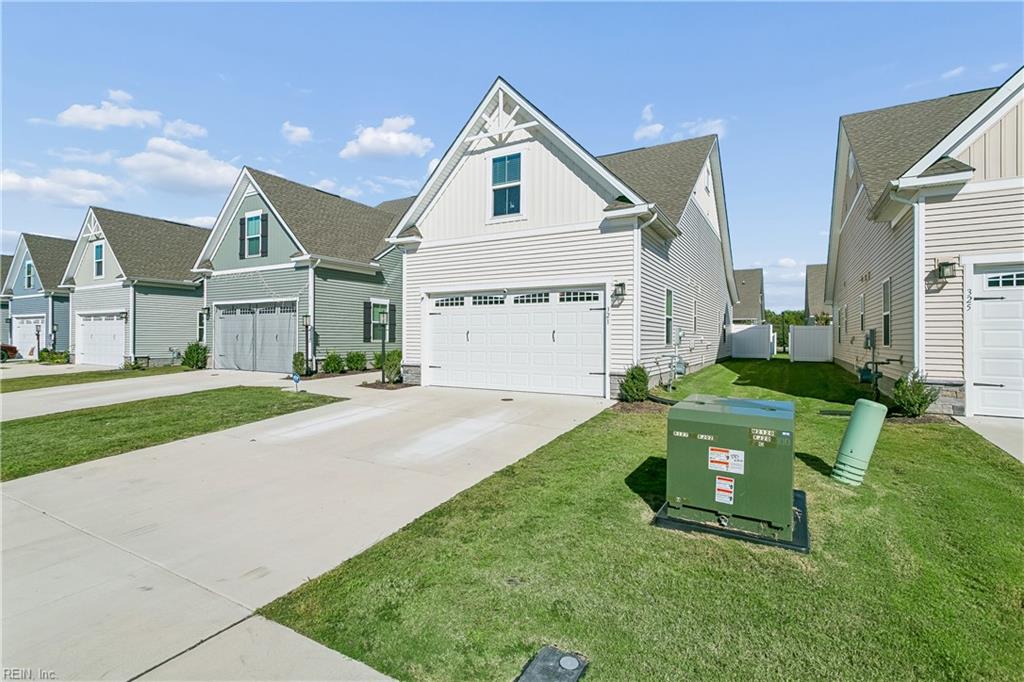 Photo of 321 Sycamore Walk, Smithfield, VA 23430 (MLS # 10657782)