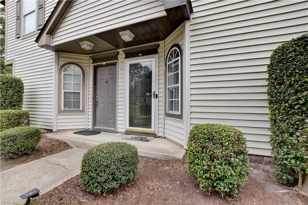 Photo of 4917 Shallowford Circle, Virginia Beach, VA 23464 (MLS # 10626988)