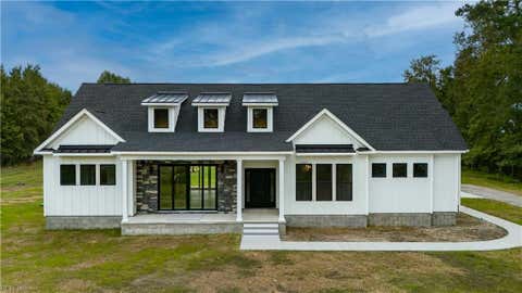 Photo for 283 Lawnes Neck DR
