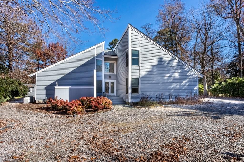 Photo of 213 The Maine, Williamsburg, VA 23185 (MLS # 10612148)