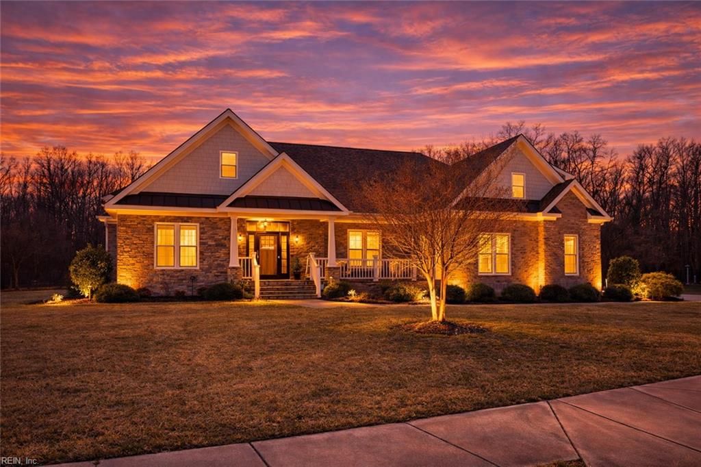 Photo of 309 Scone Castle Loop, Chesapeake, VA 23322 (MLS # 10623720)