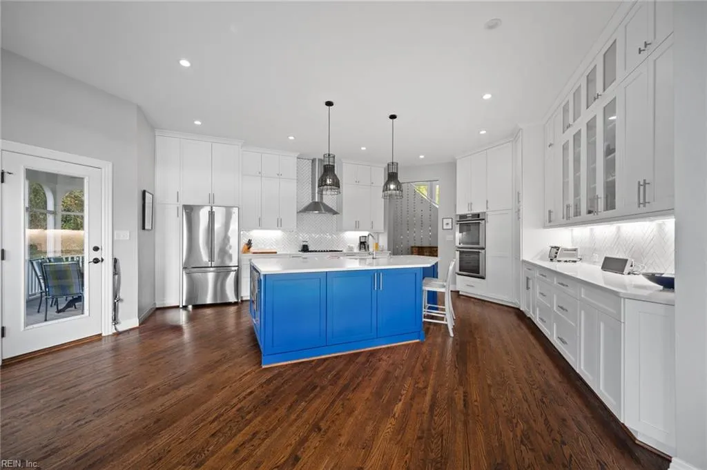 Virginia Beach, Virginia 23452, United States, 4 Bedrooms Bedrooms, ,4 BathroomsBathrooms,Residential,Pending,38181